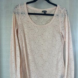 Feminine Blush Pale Pink Lace Long-Sleeved Tee